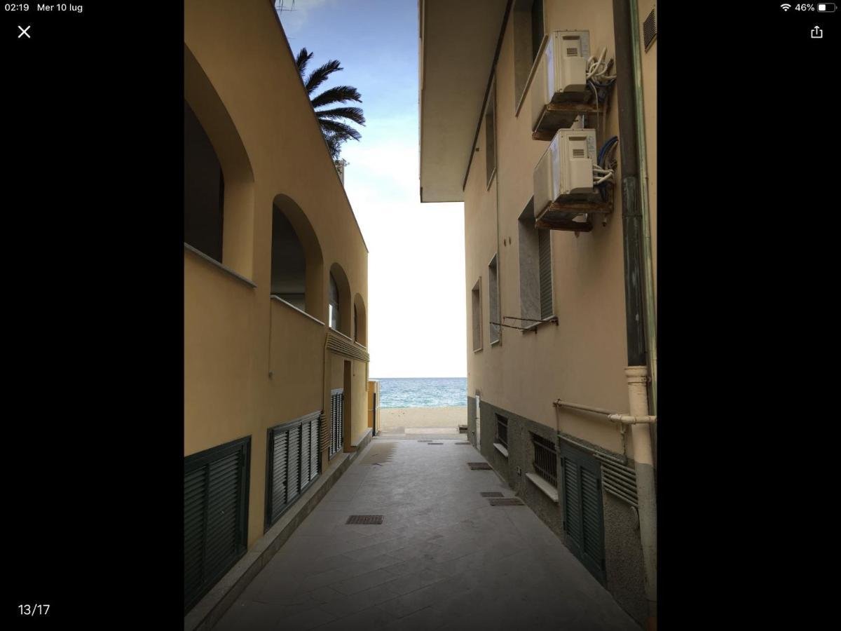 Babyaccommodation Family Sea & Box Pietra Ligure Dış mekan fotoğraf